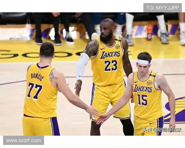 詹姆斯创下历史新纪录 湖人逆转胜勇士稳居西部前四